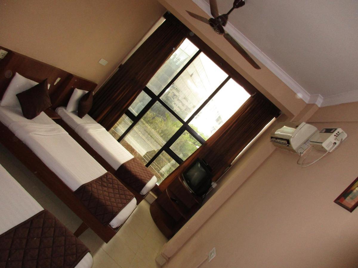 Nash Inn Бангалор Екстериор снимка